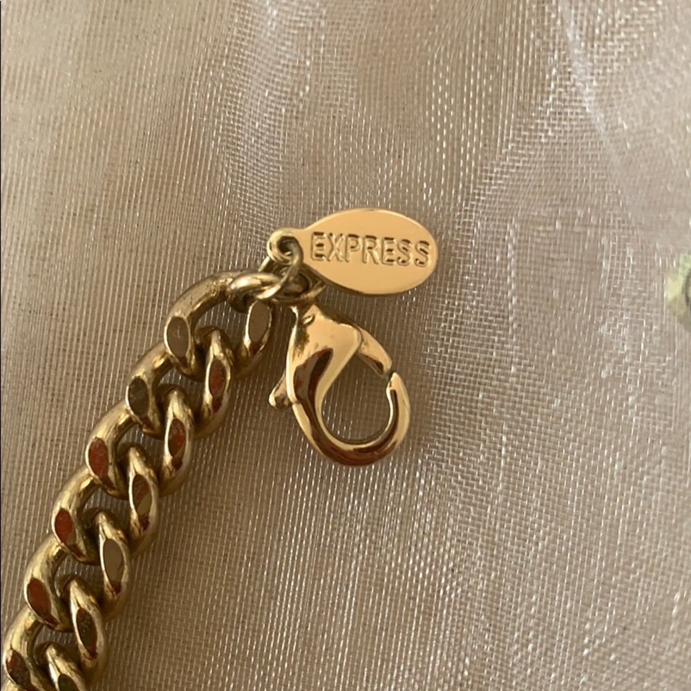 Express Statement Necklace - Picture 3 of 3